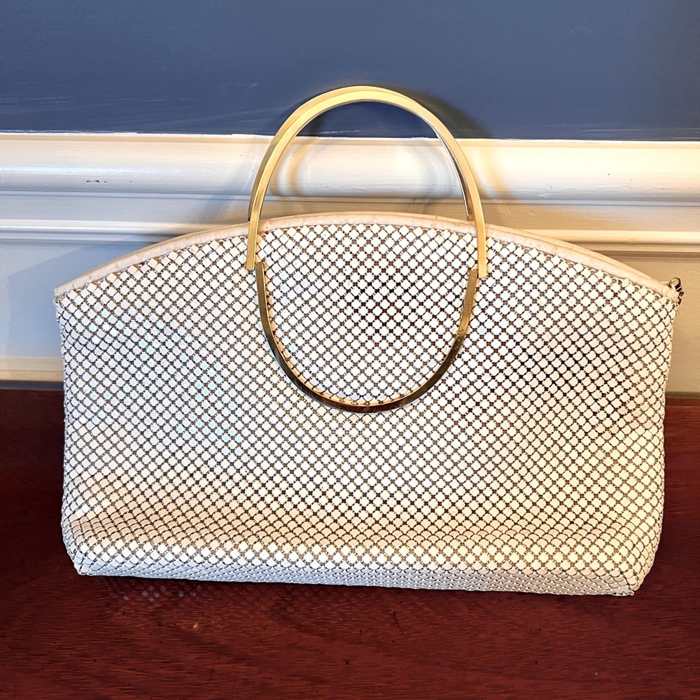 Vintage Glam White Mesh w/Gold Hardware Clutch